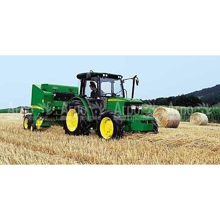 Многофункциональный минитрактор John Deere 5215 в Саранске